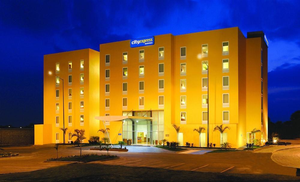 City Express By Marriott Irapuato Norte Zewnętrze zdjęcie